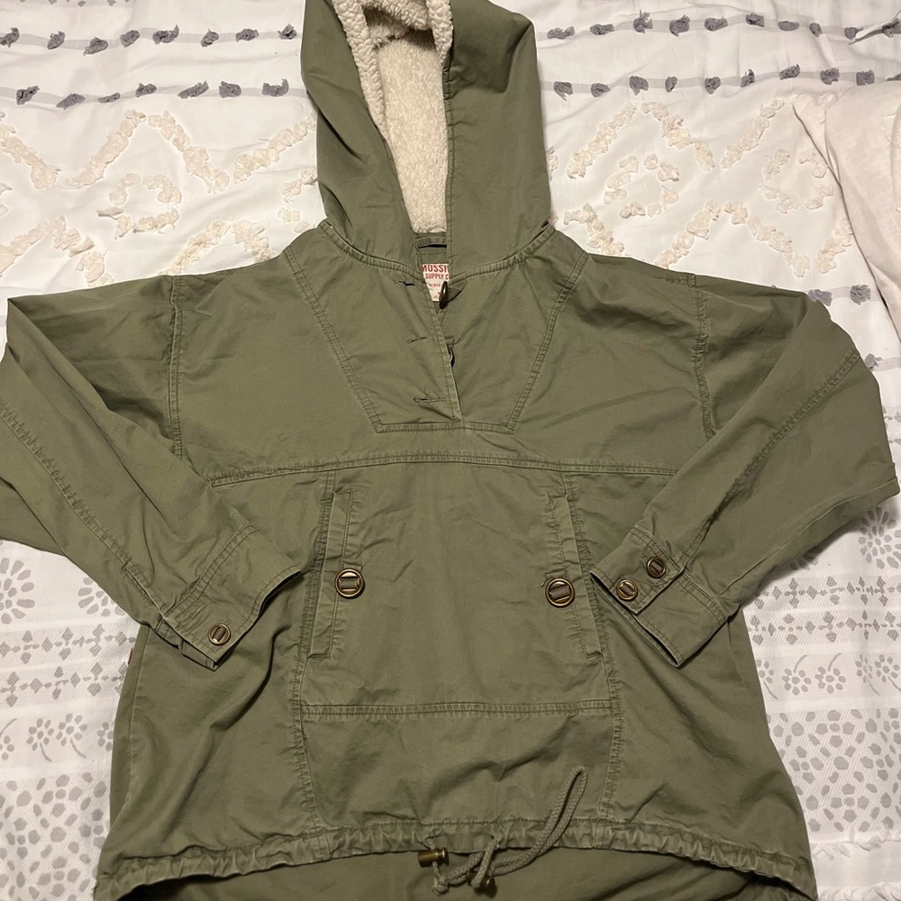 Pullover Jacket In Army Green - image 3